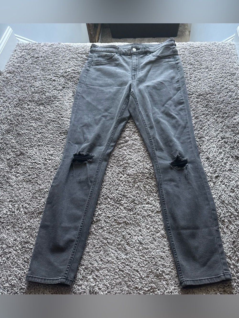 H&M Charcoal Gray Skinny Jeans with Knee Rips